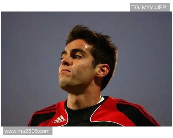 卡卡领衔揭秘足球世界传奇，探寻他的成就与人生轨迹